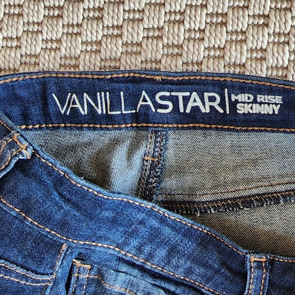 Vanilla Sky Mid Rise Jean's Size 7 - Picture 4 of 4